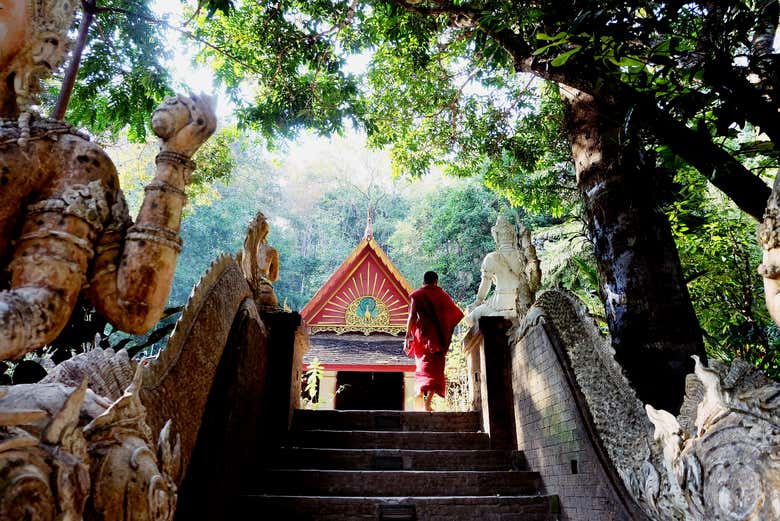 Climbing up the stairs to Wat Pha Lat
