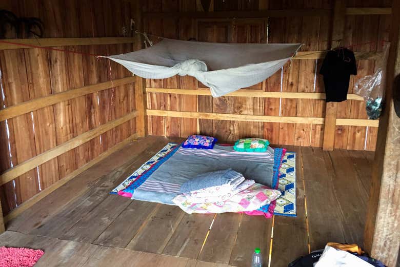 Alojamiento en una cabaña de bambú