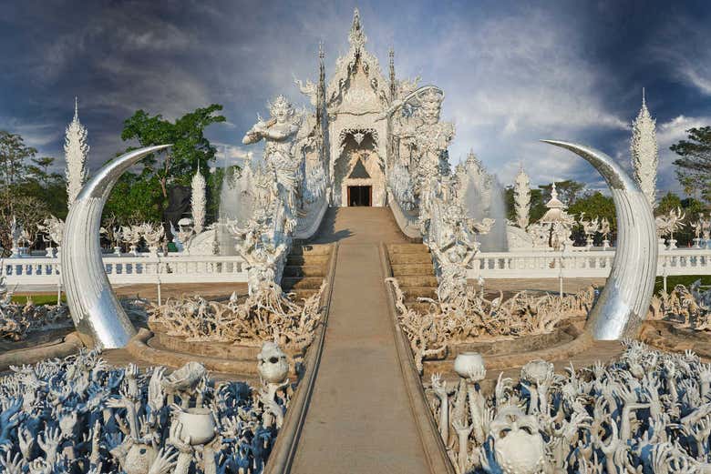 Vista frontal del Templo Blanco