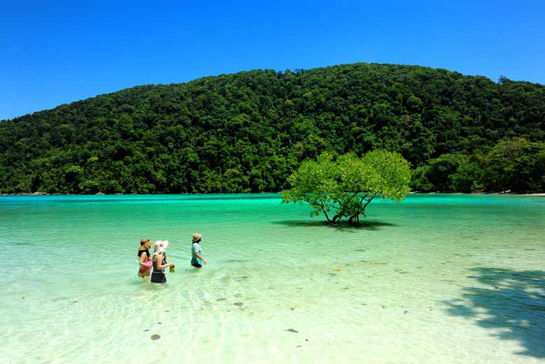 Disfrutando de las cálidas aguas de Tailandia