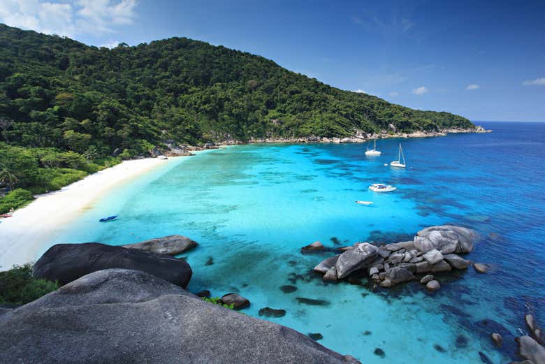Discovering the Similan Islands