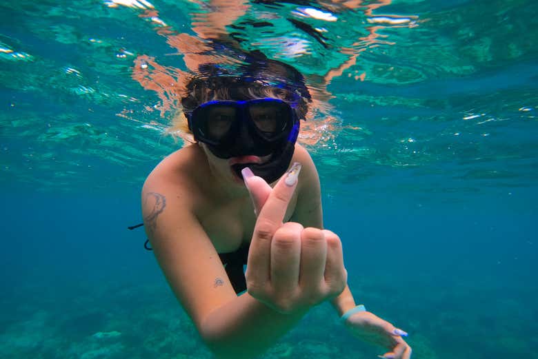 ¡Momento foto durante el snorkel en Koh Rok!
