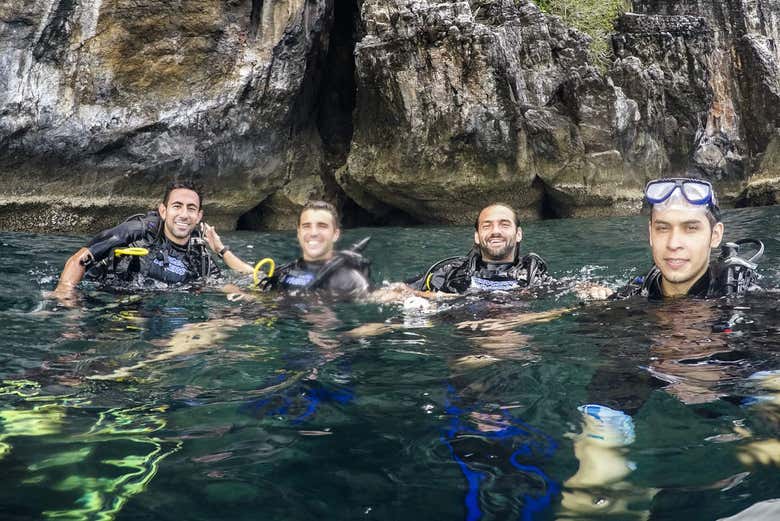 Diversão nas águas de Phi Phi