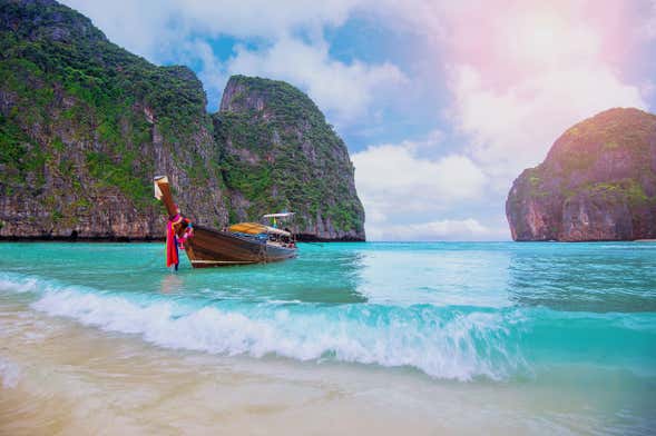 Tour pelas ilhas Phi Phi de barco tradicional