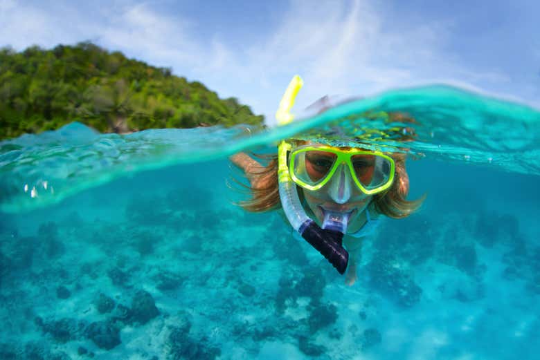 Attività di snorkeling al Parco nazionale Koh Rang