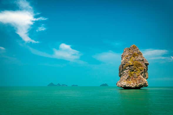 Luxury Cruise around Ang Thong