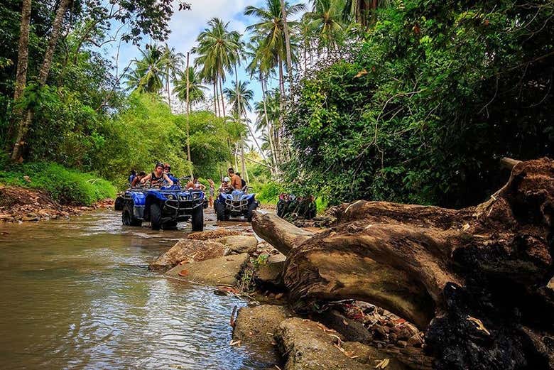 Descubriendo Koh Samui en quad