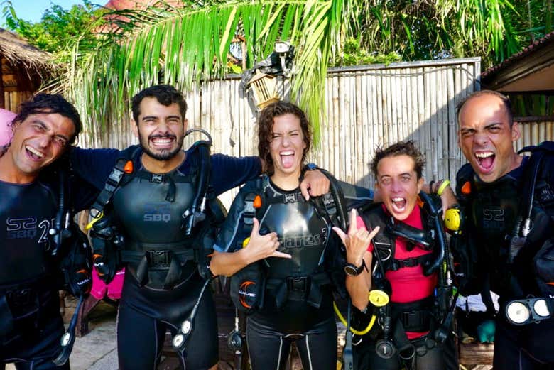 Pronti per esplorare il fondale marino di Ko Tao