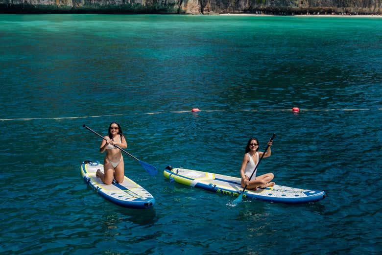Praticando paddle surf