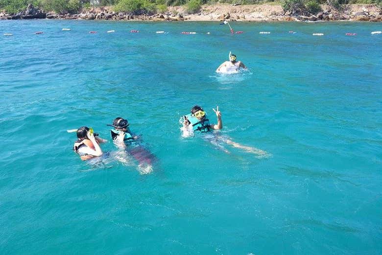 Fazendo snorkel em Pattaya