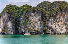 Excursão de barco à ilha de James Bond