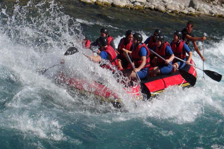 Haciendo rafting