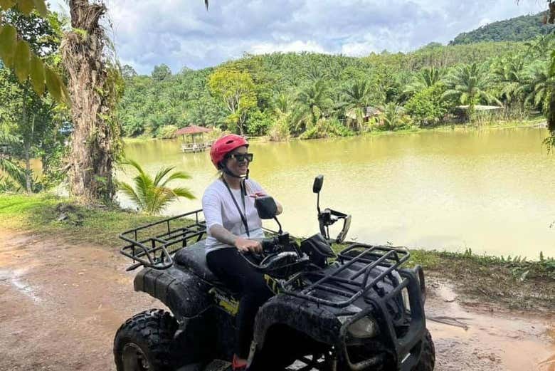 Diversión durante el tour en quad
