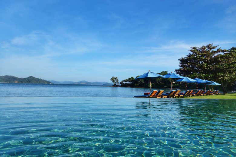 Spiaggia dell'isola di Naka