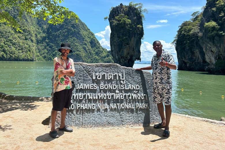 Welcome to James Bond Island!