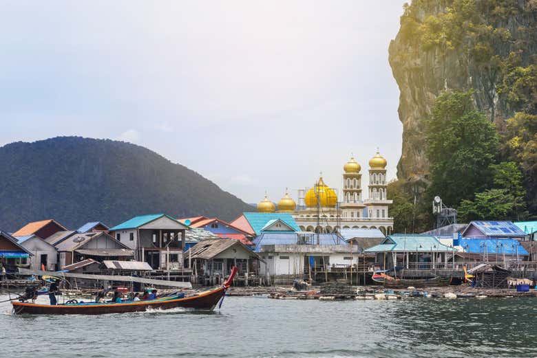Explore Koh Panyee fishing village