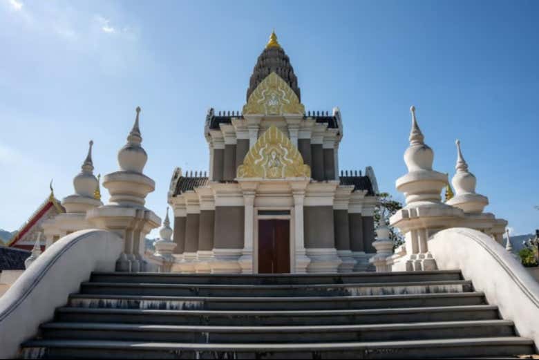 Discover the beautiful architecture of sacred shrines