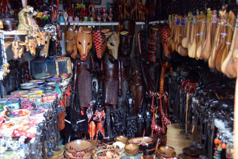 Exploring Arusha's Maasai market