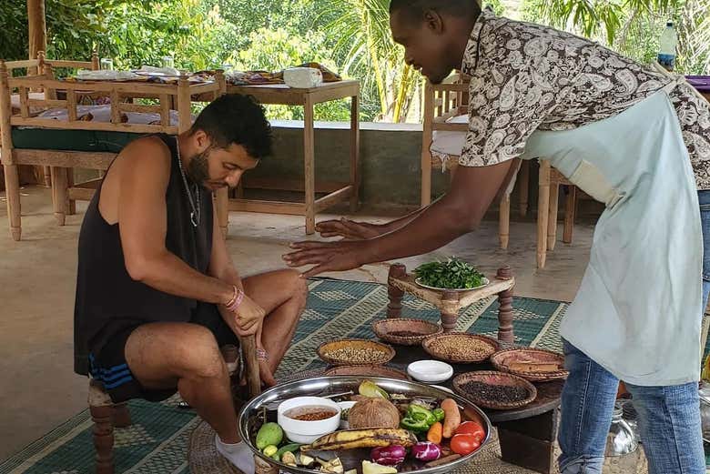 Asistiendo a una clase de cocina en Tanzania