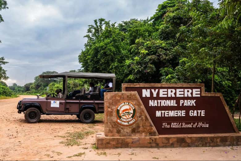 Entrando al Parque Nacional Nyerere