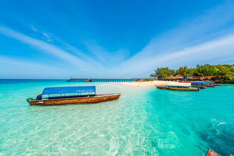 Aguas cristalinas de la isla de la Prisión