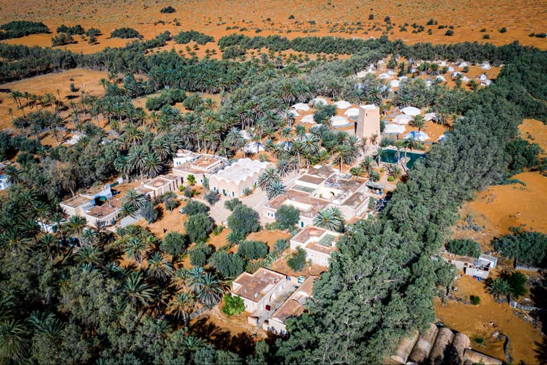 Vue aérienne sur Ksar Ghilane
