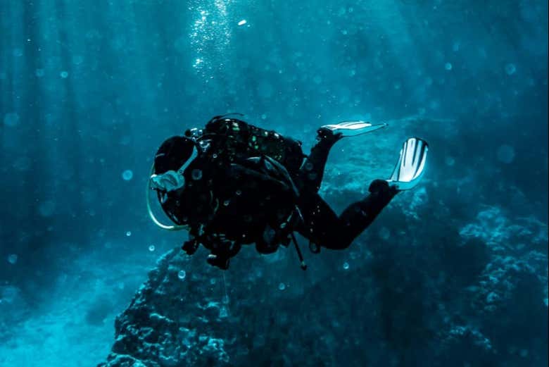 Explorando o fundo do mar de Djerba