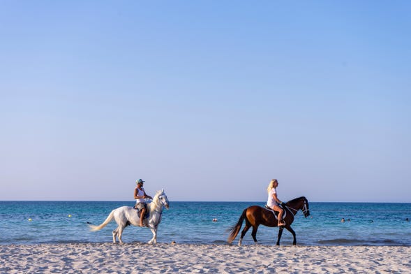 Giro a cavallo nella laguna di Djerba