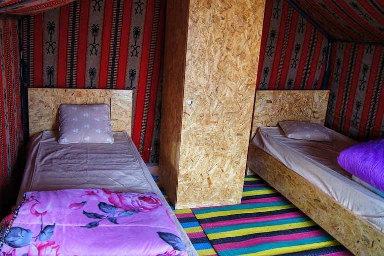 Interior de una de las haimas 