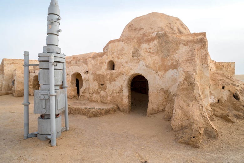 Tatooine Online in Dubai , United Arab Emirates