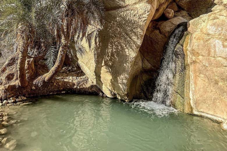 Exploraremos as cachoeiras de Chebika