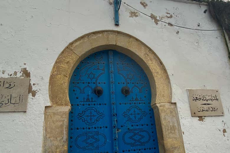 Porte bleue