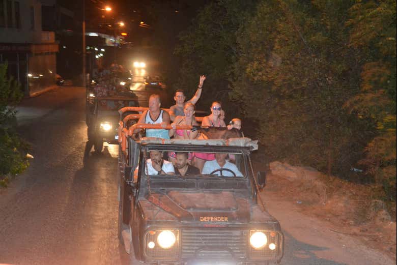 Disfrutando del tour en 4x4 por Alanya