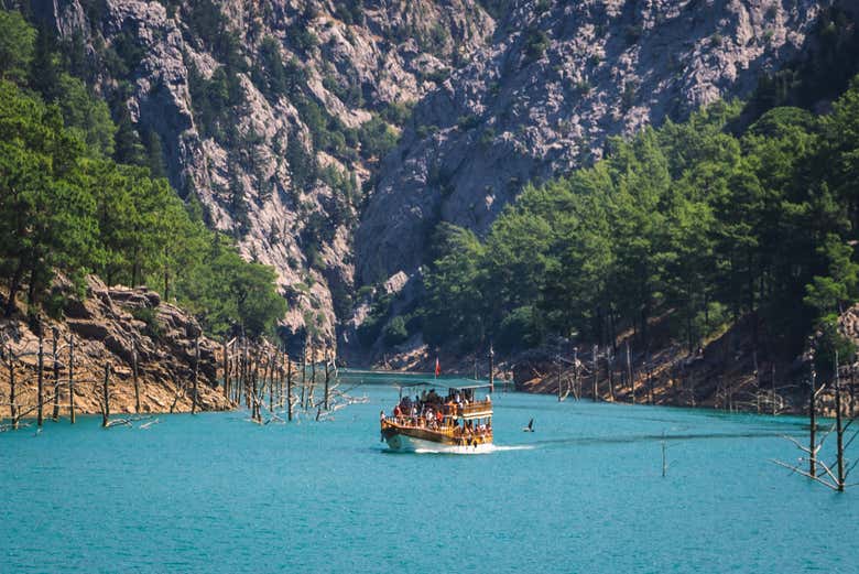 Sailing the Green Canyon