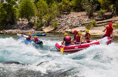 Rafting e rapel no cânion Köprülü