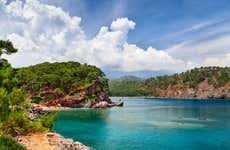 Cruzeiro pelo golfo de Antalya
