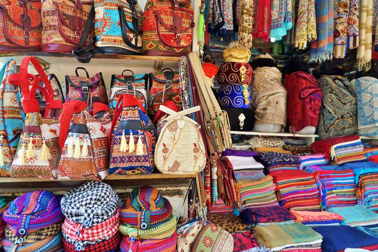 Une des échoppes du bazar d'Antalya