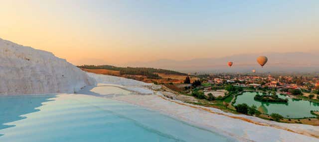 Excursión a Pamukkale y Hierápolis + Paseo en globo