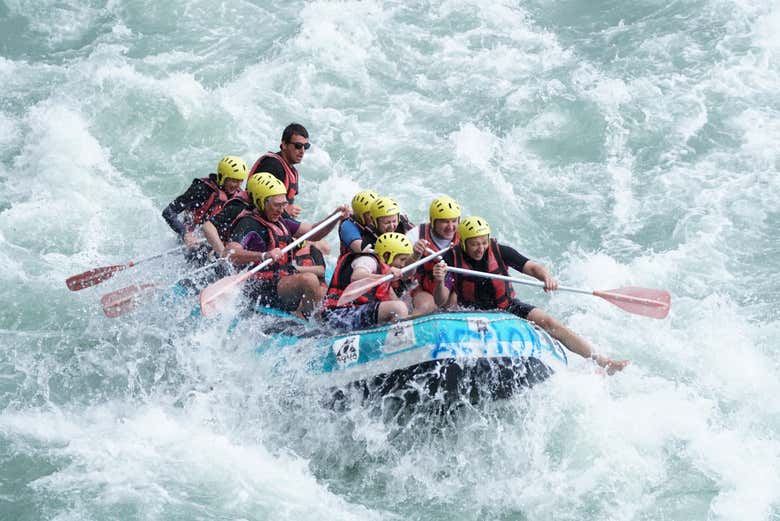 Disfrutando del rafting