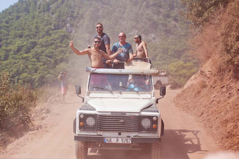 Grupo de amigos no 4x4