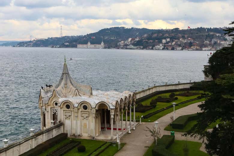 Vistas del Bósforo desde el Palacio de Beylerbeyi
