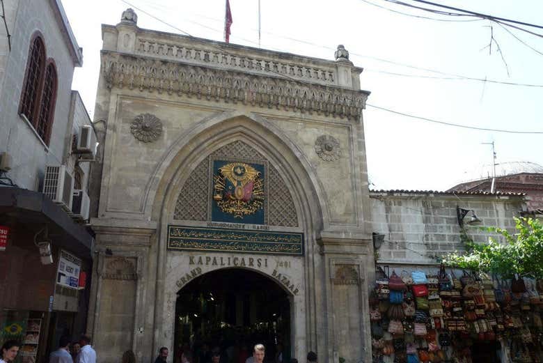 Explore the Grand Bazar