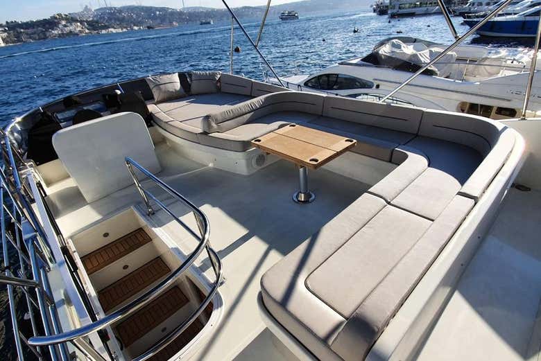 Balade en yacht privé sur le Bosphore