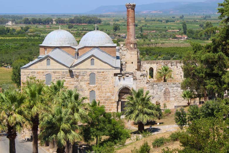 Mezquita de Isa Bey