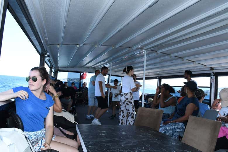 Durante a navegação no mar de Mármara para as ilhas Principe