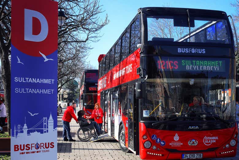 Uma das paradas do ônibus turístico de Istambul