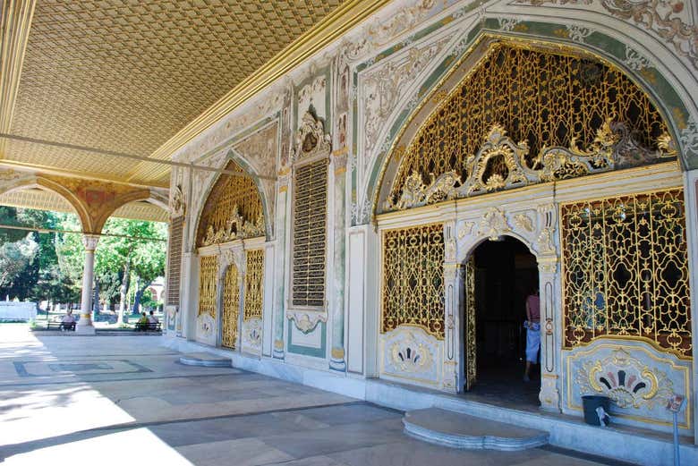 Pátio interno do Palácio de Topkapi