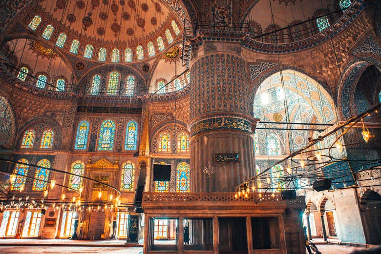 Intérieur de la Mosquée Bleue