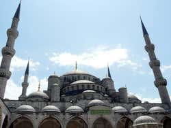 La Moschea Blu a giugno