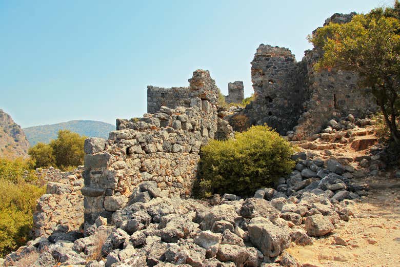 Les vestiges de l'église médiévale
